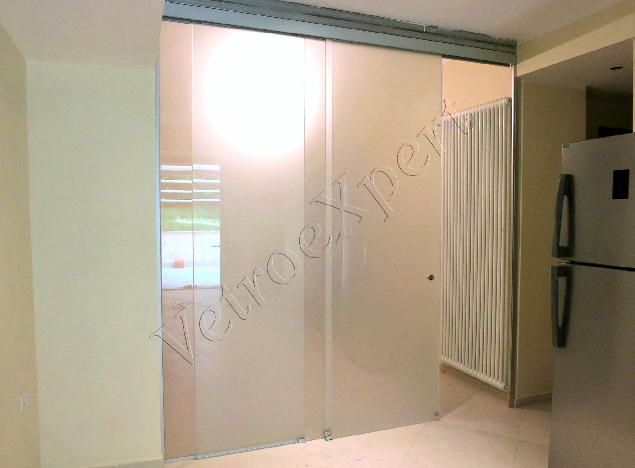 Porte in vetro su misura e pareti divisorie vetroexpert for Pareti divisorie in vetro per interni casa prezzi