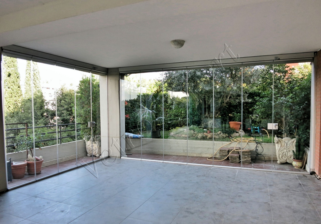 Montaggio Vetrate panoramica a pacchetto Roma VetroeXpert Vetrate Pieghevoli e vetrate a scomparsa Glassroom